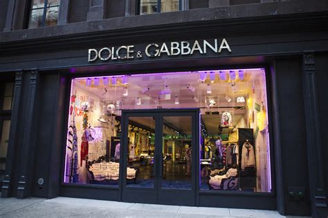 dolce and gabbana stores.